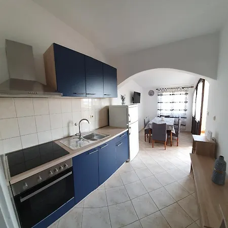 Antunovic Apartment