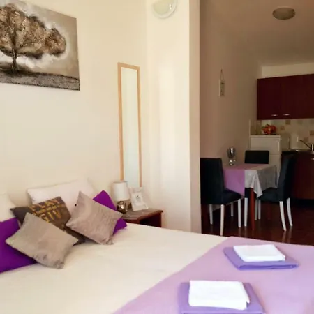 Antunovic Apartment *