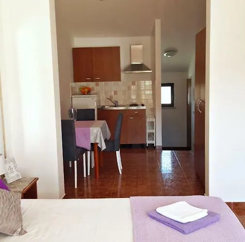 Antunovic Rogoznica (Sibenik-Knin)